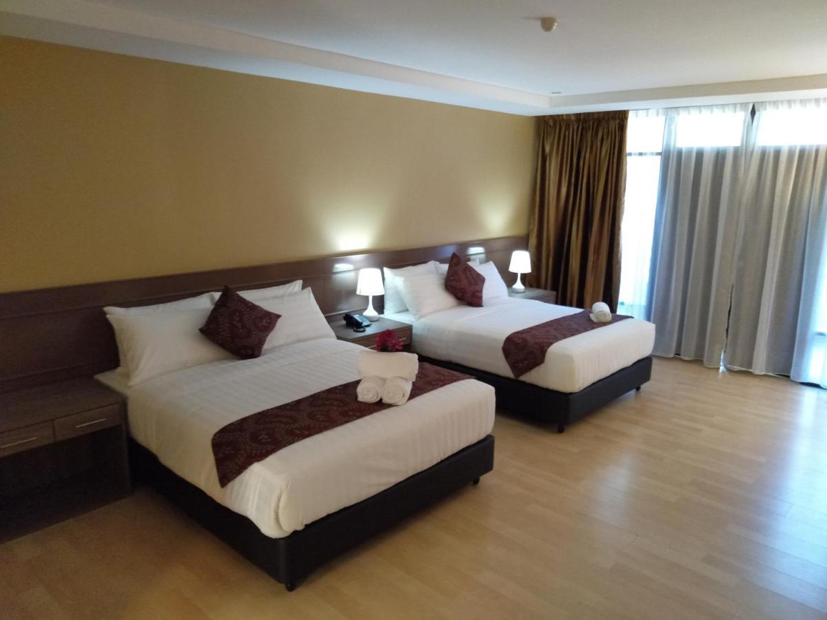 Hotel Temu Primula Kampong Seberang Timor Esterno foto